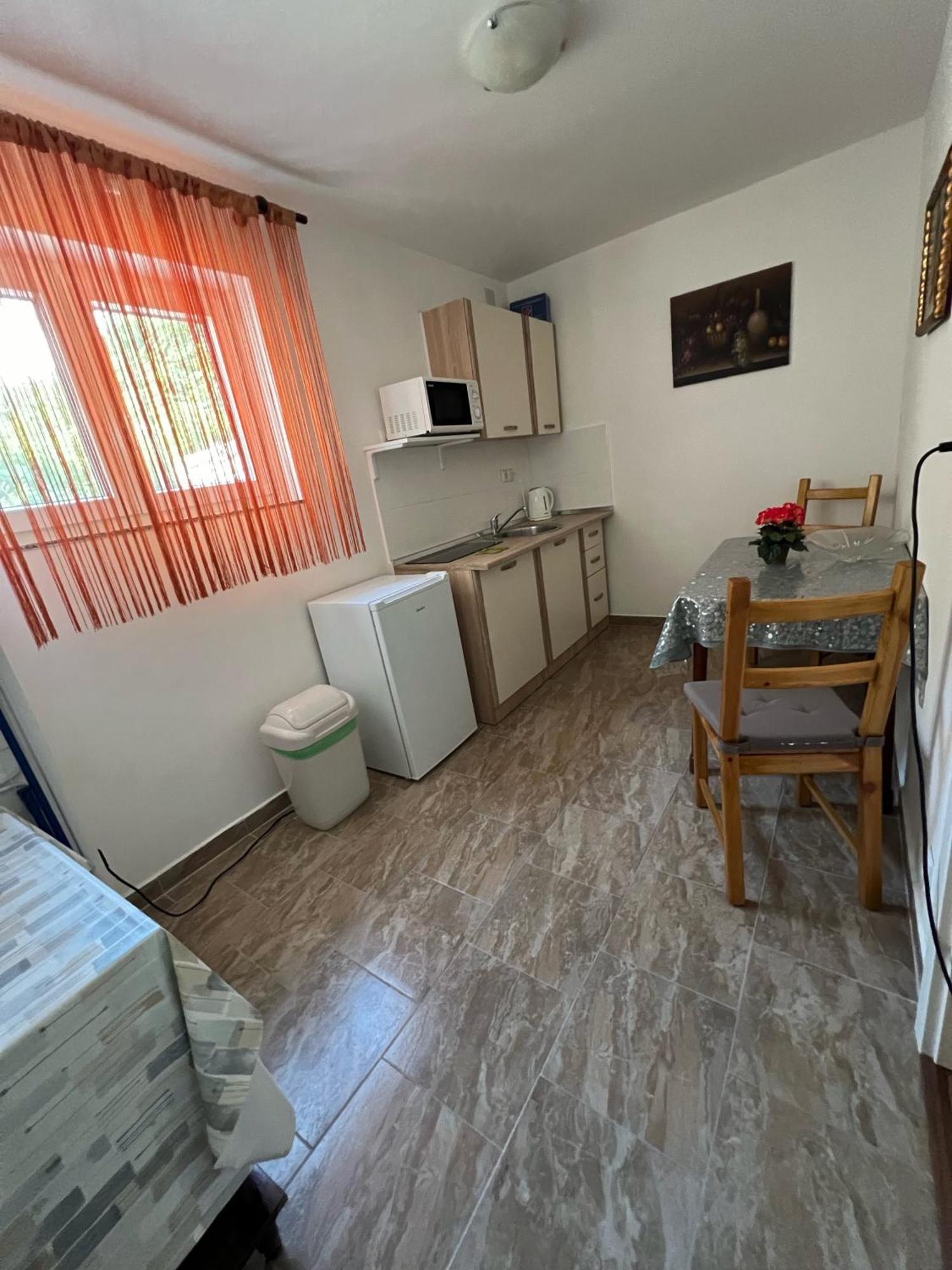 Apartments Ferguson Jadranovo Exterior photo